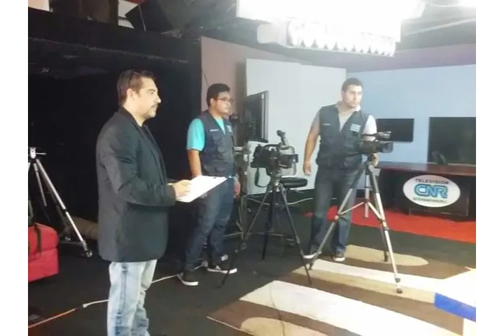 cantantes image 2