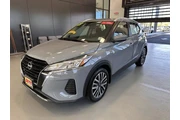 Nissan Kicks 2023 SV 4dr Cro en Elizabeth