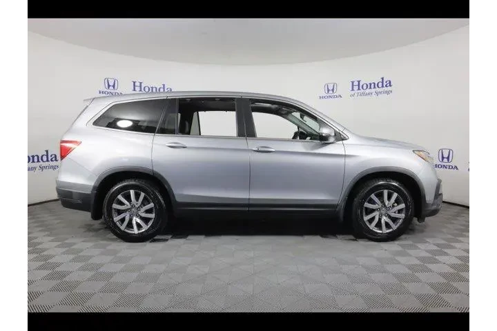 $27875 : Honda Pilot 2021 EX-L 4dr SU image 8