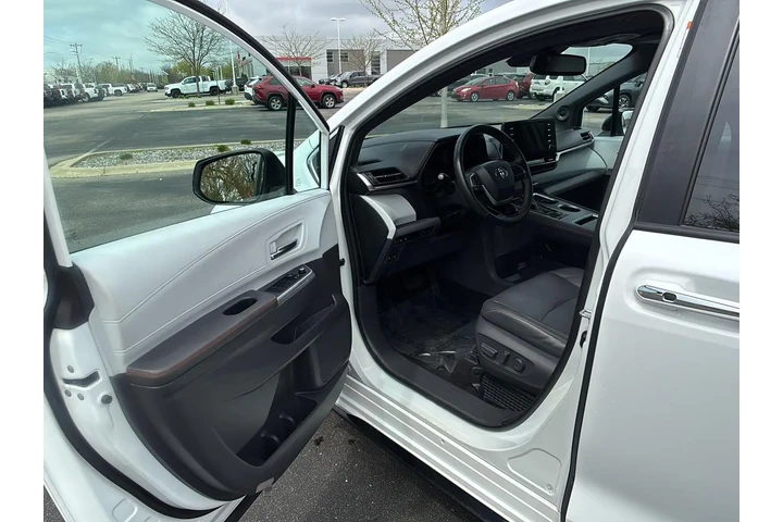 $40000 : 2021 Sienna XSE image 2