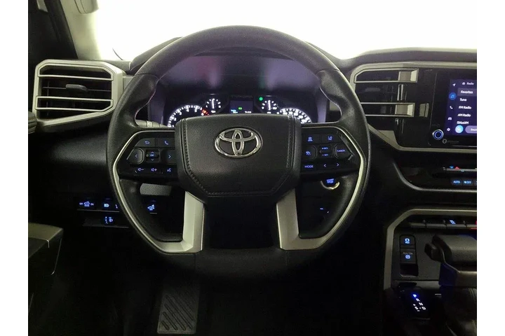 $37998 : Toyota Tundra 2024 4x2 SR5 4 image 10