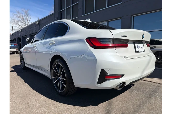 $26995 : 2022 BMW 330i xDrive image 4