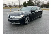 $12900 : 2016 Accord Touring thumbnail