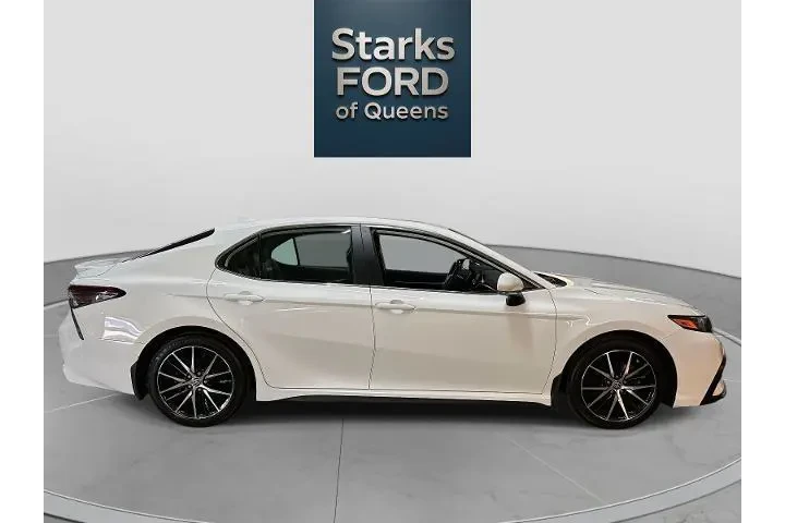 $22499 : Toyota Camry 2023 AWD SE 4dr image 2