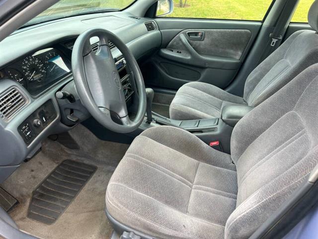 $5775 : 1997 Camry LE image 10