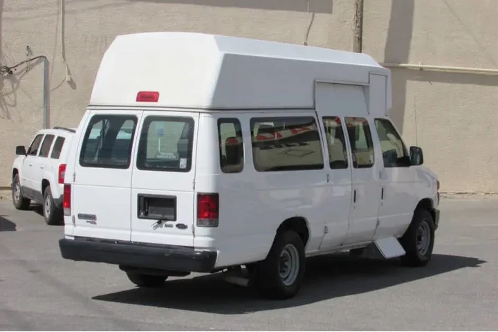 $13995 : 2011 E-Series E-350 SD image 7