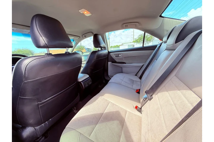 $14995 : Toyota Camry 2017 image 1