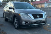 $13333 : Nissan Pathfinder 2014 4x4 P thumbnail
