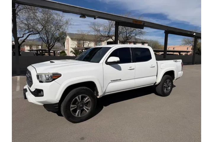 $19995 : 2017 Tacoma TRD Sport image 3