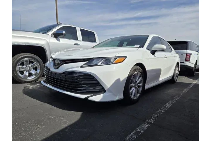 $22591 : Toyota Camry 2020 LE 4dr Sed image 2