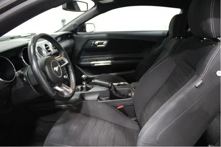 $26988 : Ford Mustang 2017 GT 2dr Fas image 3