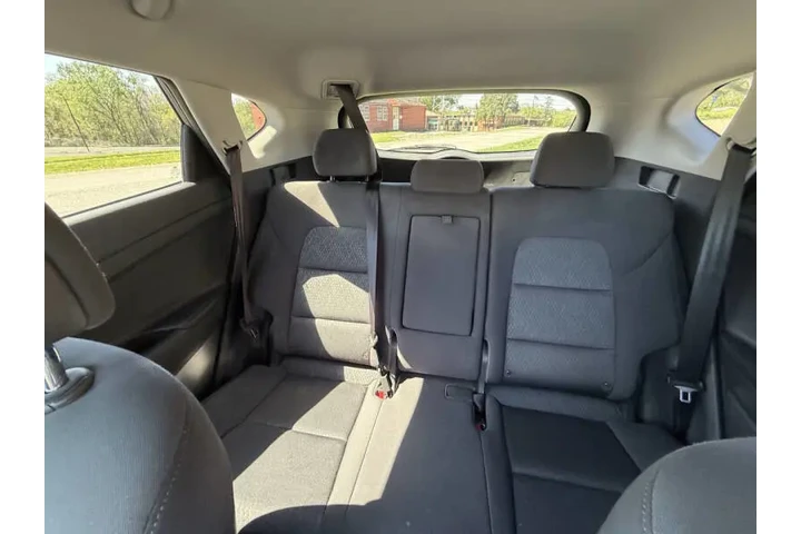 $7999 : 2017 Tucson Sport image 10