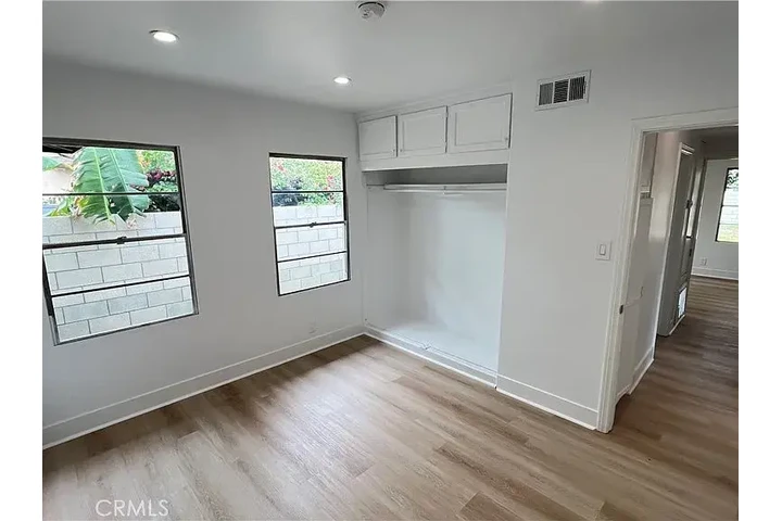 $1000 : 3 bedroom 2 bathroom casa image 1