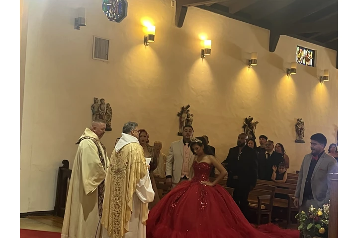 Servicios religiosos image 1