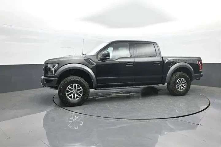 $34454 : Ford F-150 2017 4x4 Raptor 4 image 4