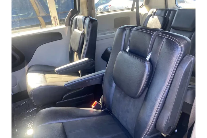 $16999 : 2019 Grand Caravan SXT image 6