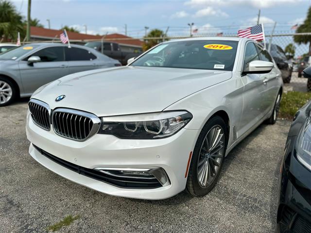 $21990 : Se vende BMW 2017 image 8