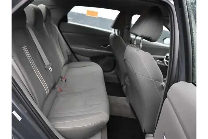 $16793 : Hyundai ELANTRA 2023 SEL 4dr image 7