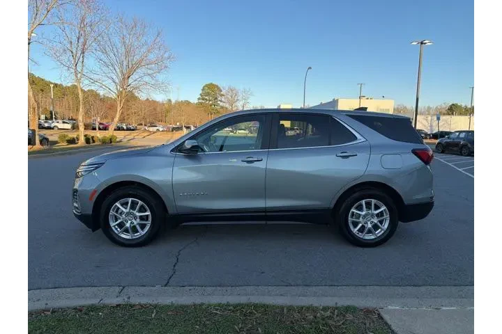 $21574 : Chevrolet Equinox 2023 LT 4d image 4