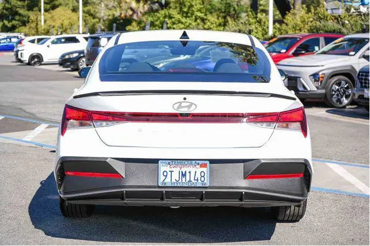 $24500 : Hyundai ELANTRA 2025 SEL Spo image 8