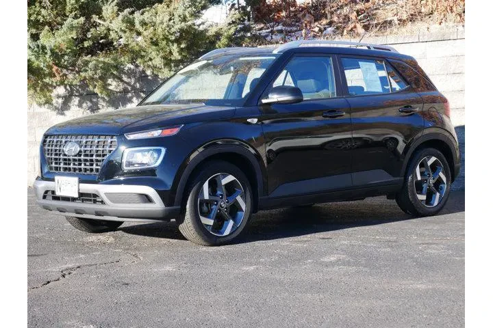 $17495 : Hyundai VENUE 2023 SEL 4dr C image 1