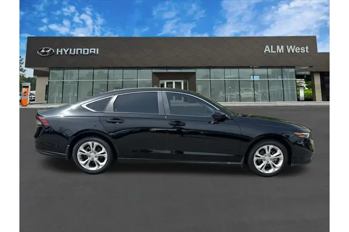 $23420 : Honda Accord 2023 LX 4dr Sed image 4