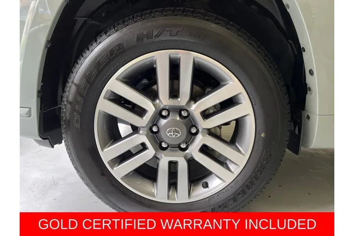 $40988 : Gold Certified2022 4Runner TR image 9