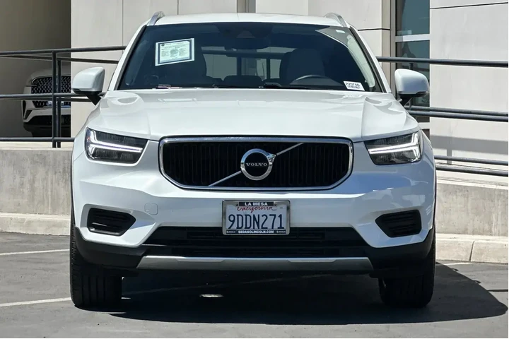 $22900 : Volvo XC40 2022 AWD T5 Momen image 8