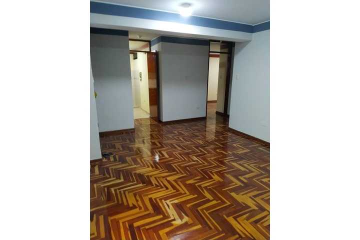 $1800 : 3 dorm 2 baños por Salamanca A image 7