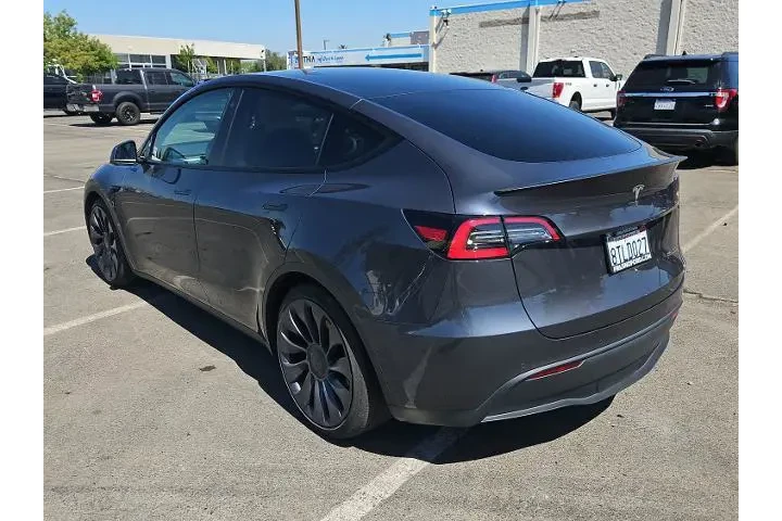 $25500 : Tesla Model Y 2021 AWD Perfo image 6