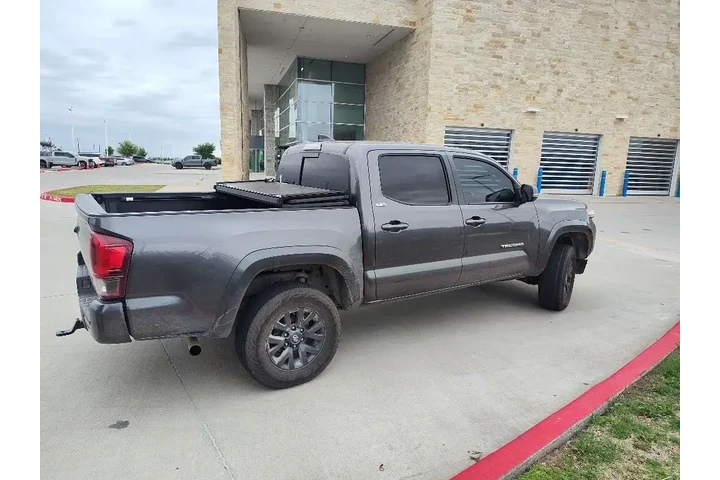 $28895 : Toyota Tacoma 2021 4x4 TRD P image 5