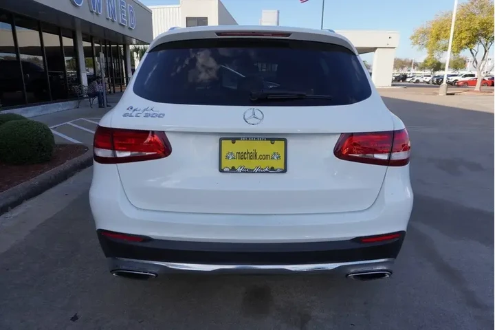 $17988 : Mercedes-Benz GLC 2018 GLC 3 image 5