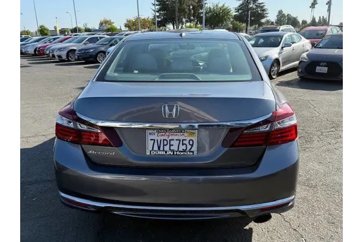 $18445 : Honda Accord 2017 EX 4dr Sed image 4