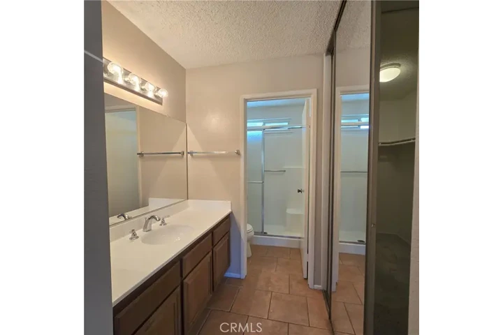 $2590 : CASA HERMOSA DE 3 RECÁMARAS image 1
