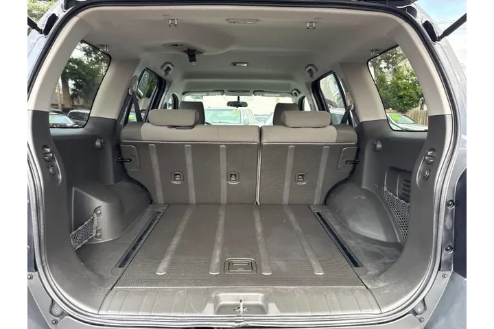 2011 Xterra S image 10