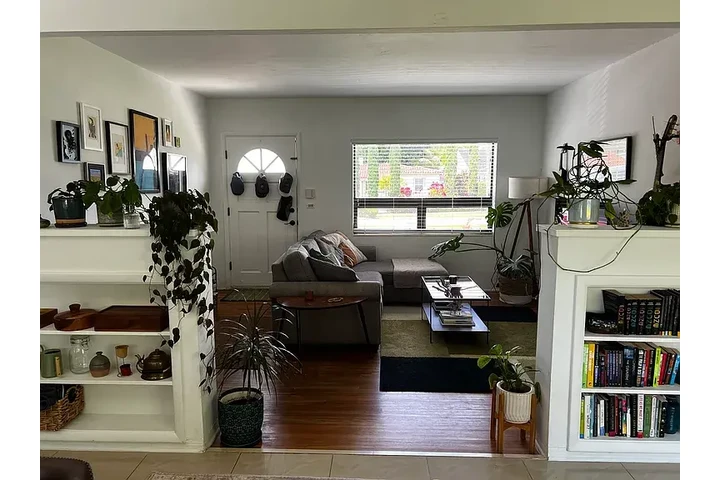 $1100 : Location! Location! Location! image 5