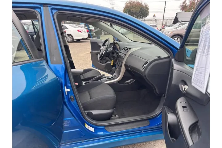 $8999 : 2009 Corolla S image 9