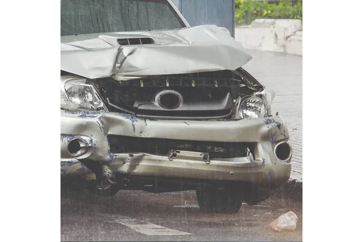 Mario's Junk Cars image 4