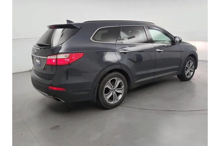$14998 : Hyundai SANTA FE 2015 GLS 4d image 5