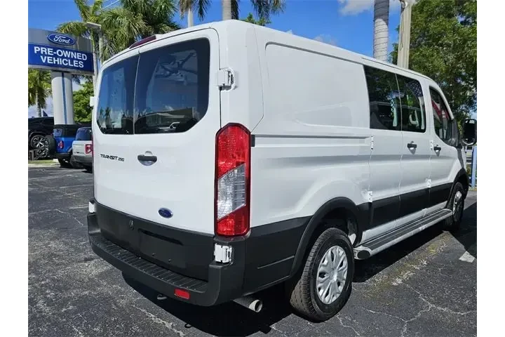 $29990 : Ford Transit 2023 250 3dr SW image 7