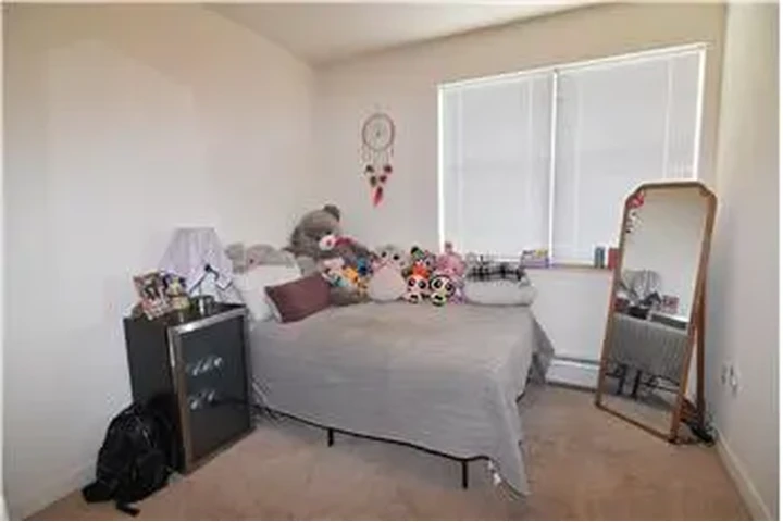 $2300 : Rental property with 2 bedro image 8