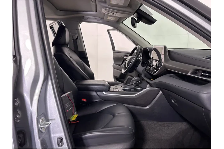 $36500 : Gold Certified2023 Highlander image 5