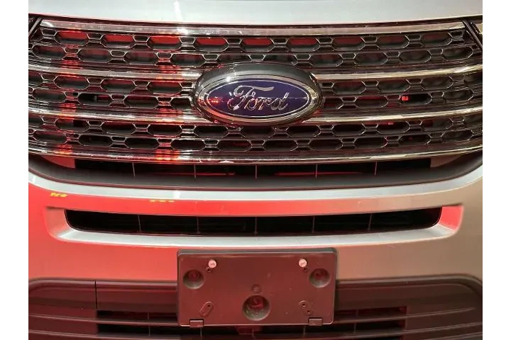 $33899 : Ford Explorer 2022 AWD XLT 4 image 7