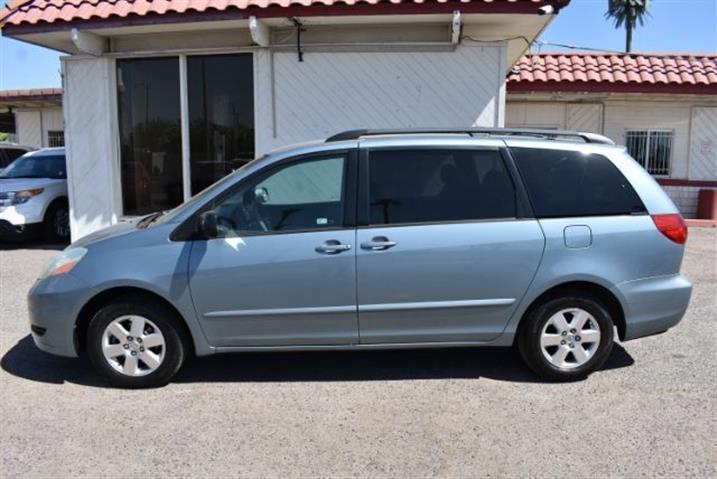 $8995 : 2006 Sienna LE 7-Passenger image 2