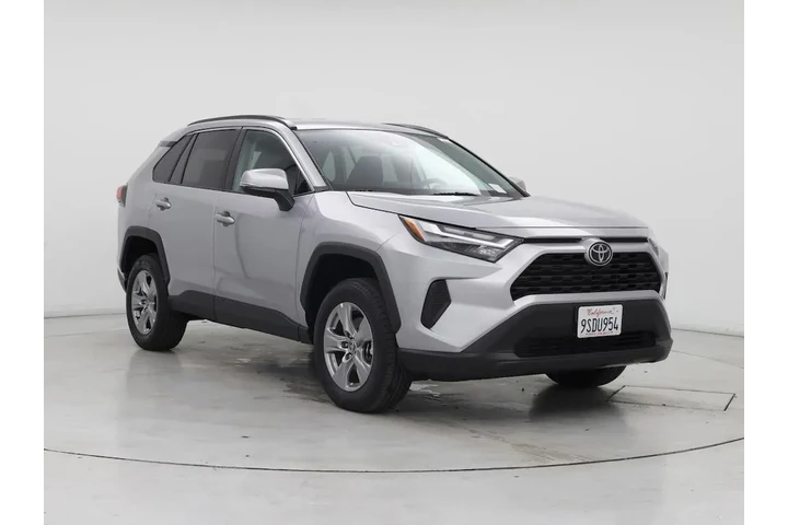 $34998 : Toyota RAV4 2025 AWD XLE 4dr image 1