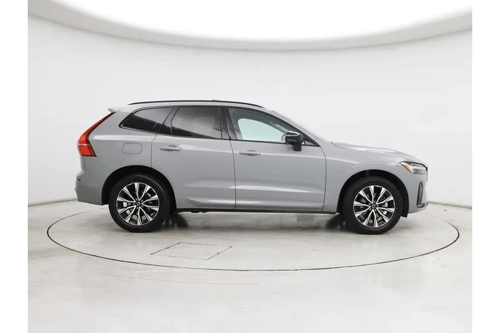 $28998 : Volvo XC60 2024 AWD B5 Core image 7