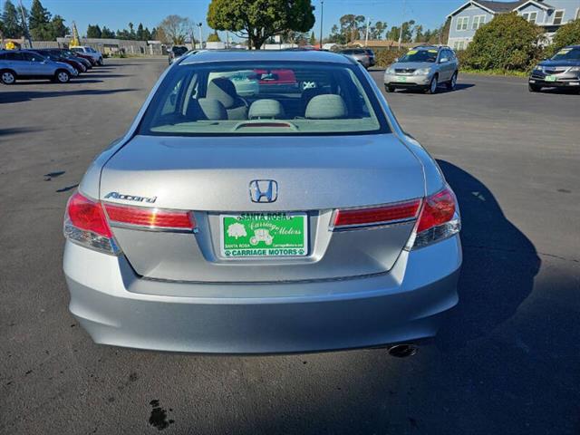 $10995 : 2012 Accord LX image 6