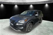 $22450 : Pre-Owned 2021 Rogue AWD SV thumbnail
