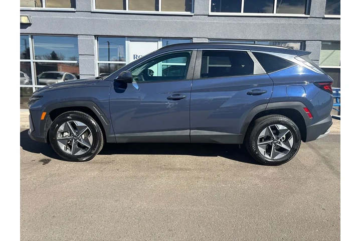 $22995 : 2025 Tucson SEL image 3