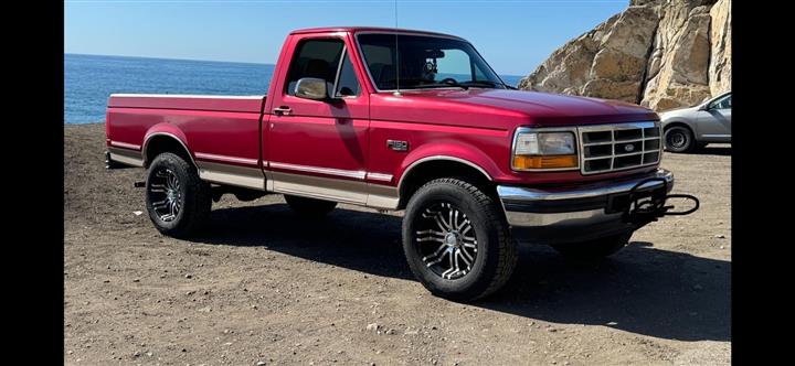 $5000 : 1995 Ford f150 xlt image 4